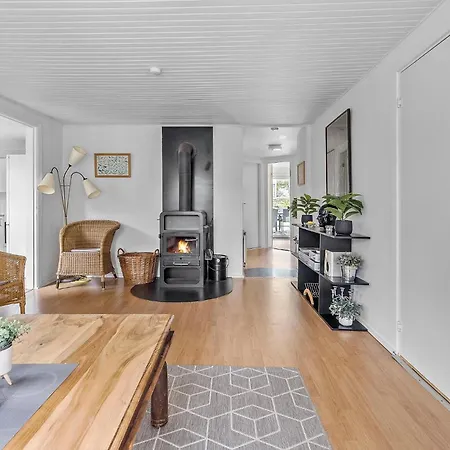 Ferienhaus 3 Bedroom Lovely In *